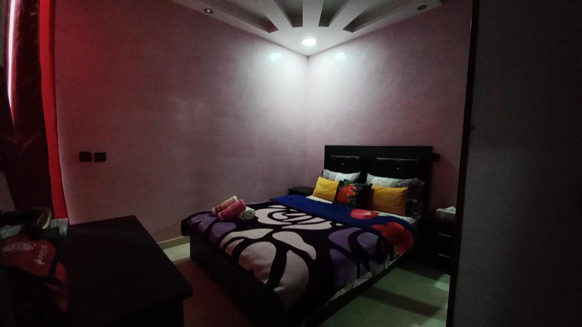 chambre privé aéroport Mohamed 5 Deroua Extérieur photo